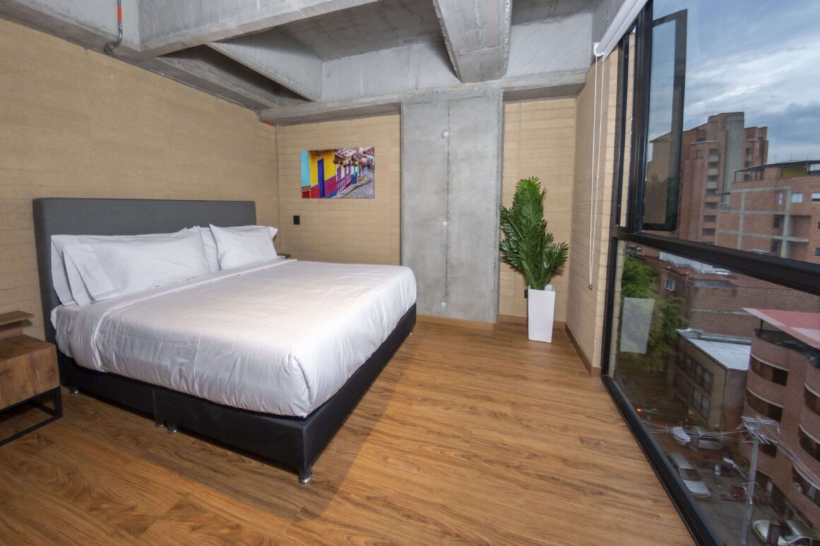 2 BR APARTAMENT STYLE