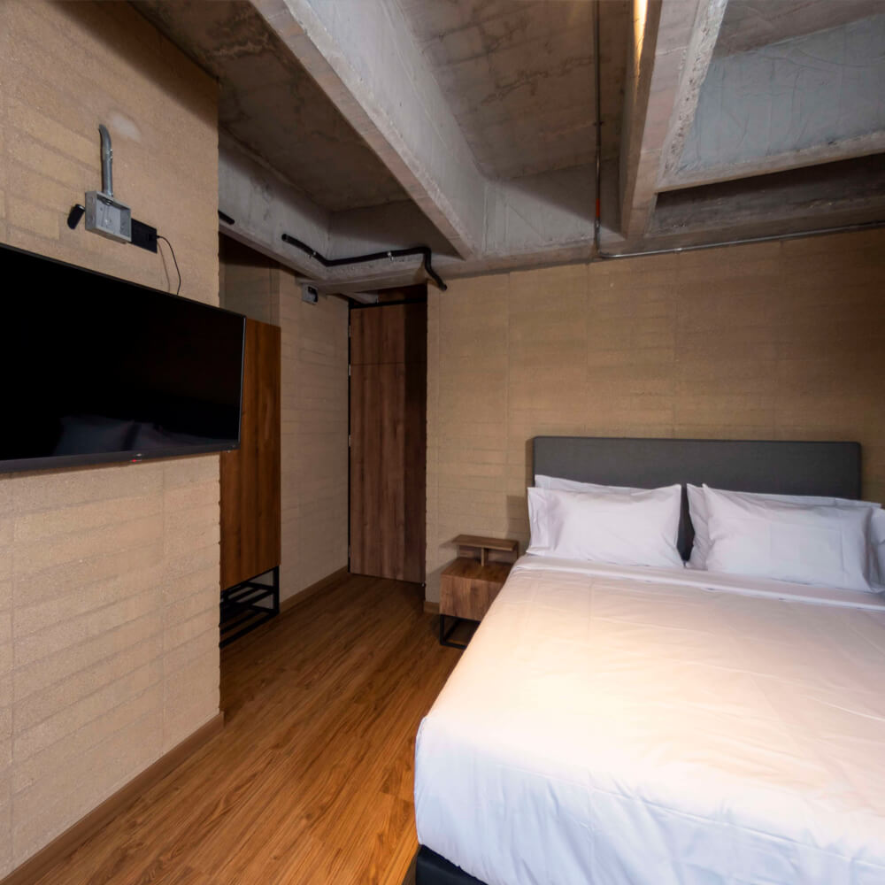 2 BR APARTAMENT STYLE